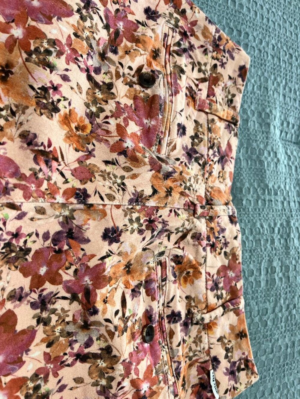 Dear John Hampton Floral Shorts Size 28 - Picture 7 of 11